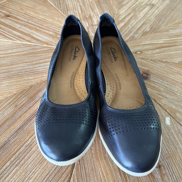 Shoes - Clarks shoes